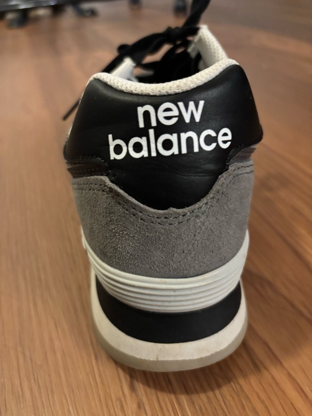 New Balance - Picture 4 of 5